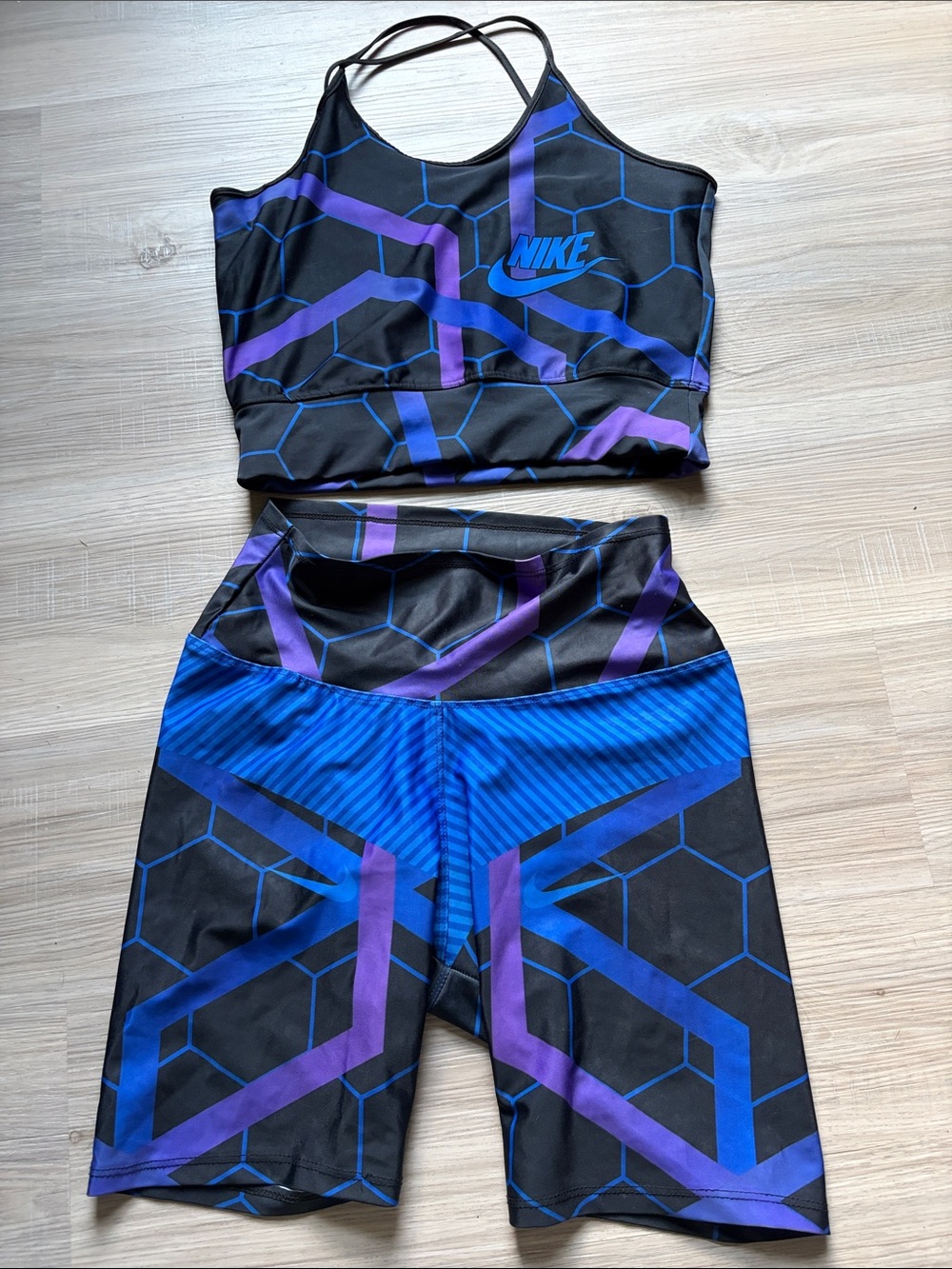 Nike Black Blue Purple Athletic Two-Piece set worn twice !!